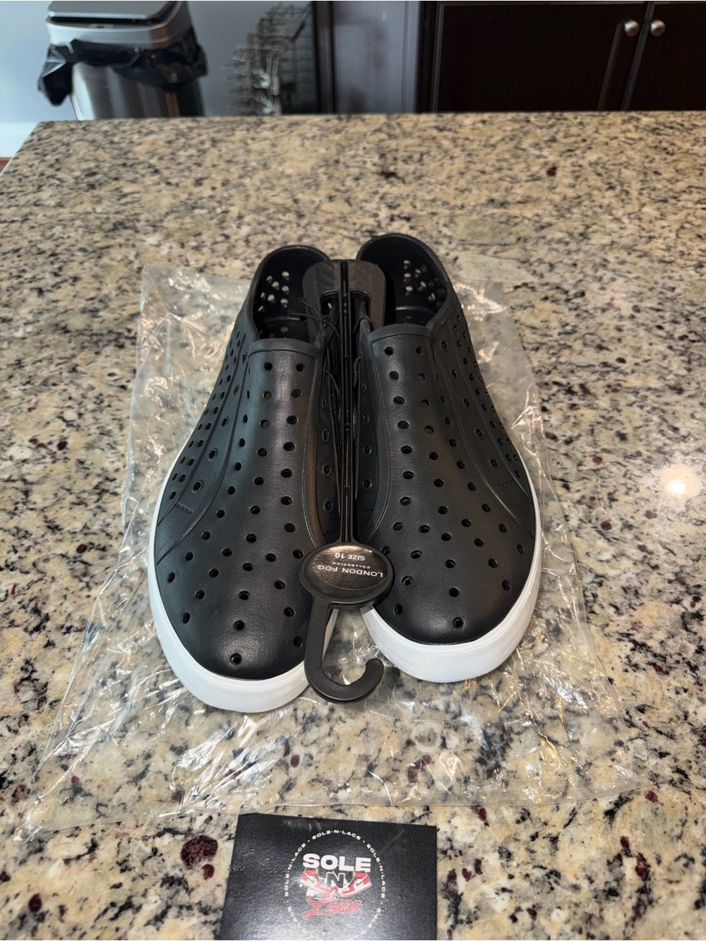 Size 10 London Fog LFM Bately Black SKU CL30292M Brand